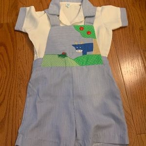 Vintage farm outfit. Size 3, but may fit more 2t.